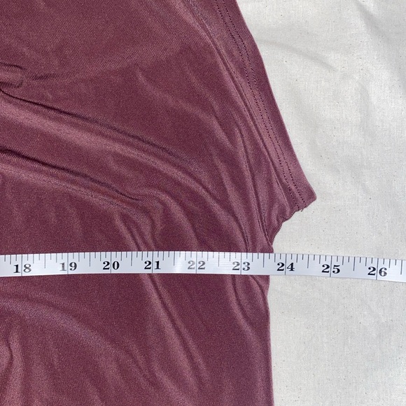 Blooms in the City Asymmetrical Tunic Tee - Picture 7 of 12